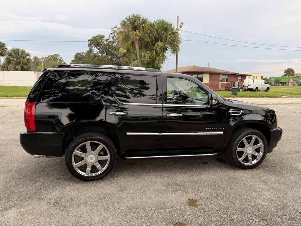 2008 Cadillac Escalade & EXT 3rd Gen - Image 29 of 31