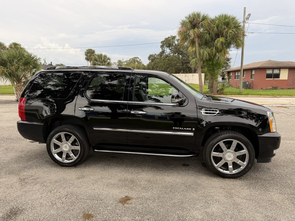2008 Cadillac Escalade & EXT 3rd Gen - Image 26 of 31