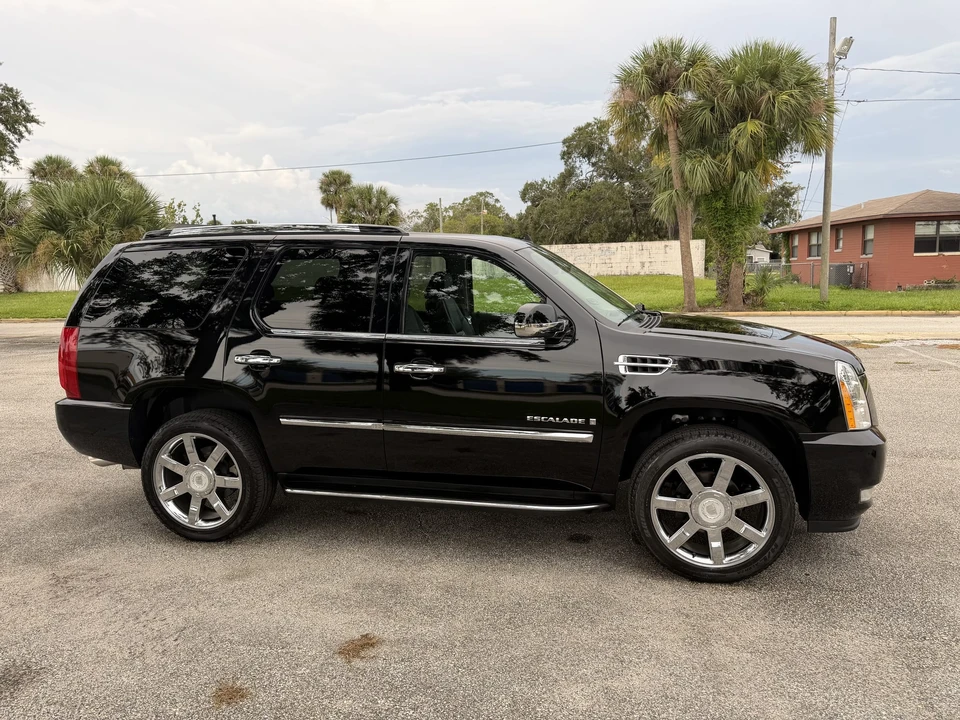 2008 Cadillac Escalade & EXT 3rd Gen - Image 25 of 31