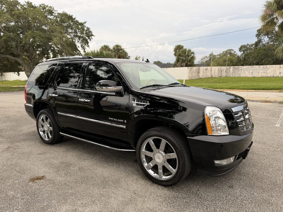2008 Cadillac Escalade & EXT 3rd Gen - Image 21 of 31