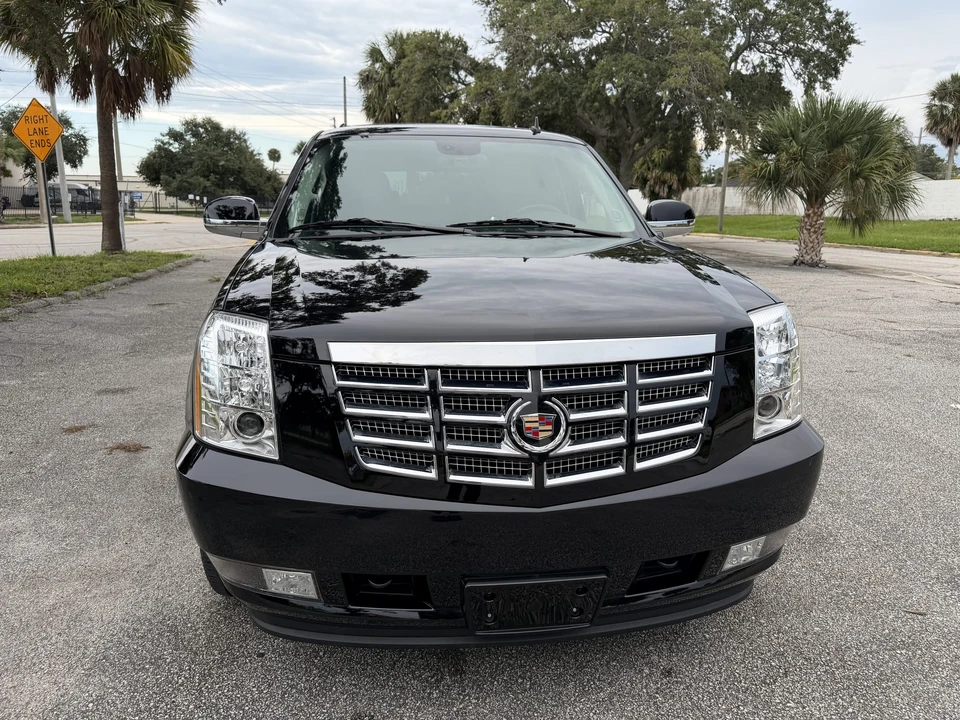 2008 Cadillac Escalade & EXT 3rd Gen - Image 13 of 31