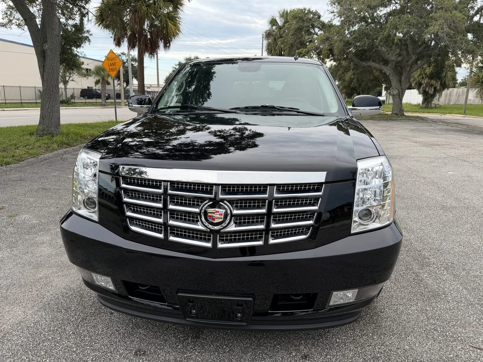 2008 Cadillac Escalade & EXT 3rd Gen - Image 11 of 31