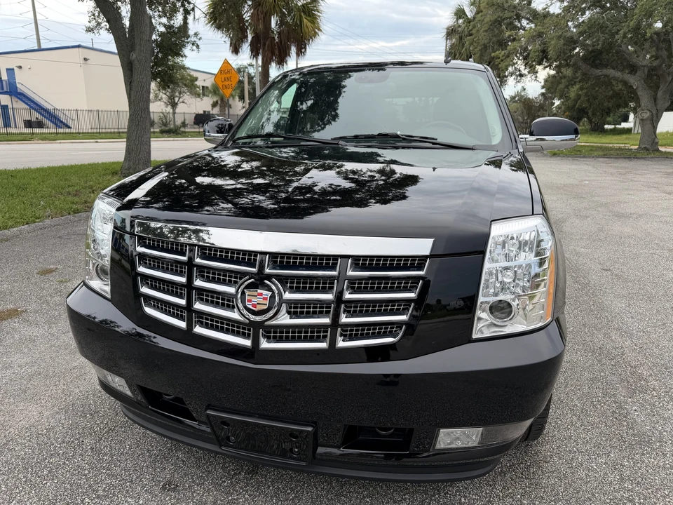 2008 Cadillac Escalade & EXT 3rd Gen - Image 9 of 31