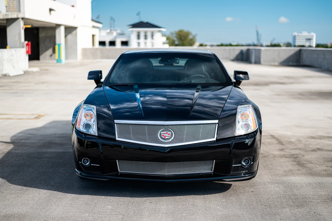 2009 Cadillac XLR-V - Image 20 of 31