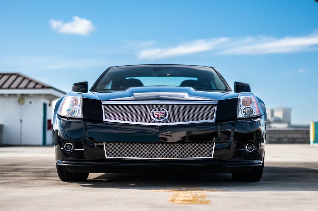 2009 Cadillac XLR-V - Image 22 of 31