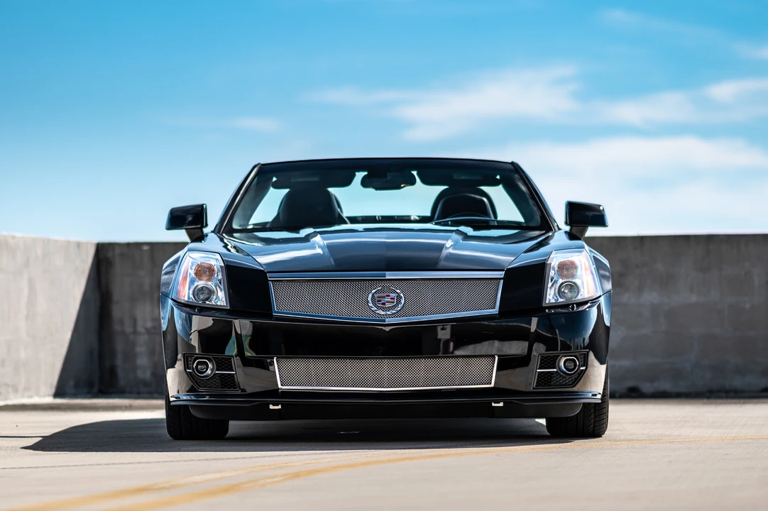 2009 Cadillac XLR-V - Image 21 of 31