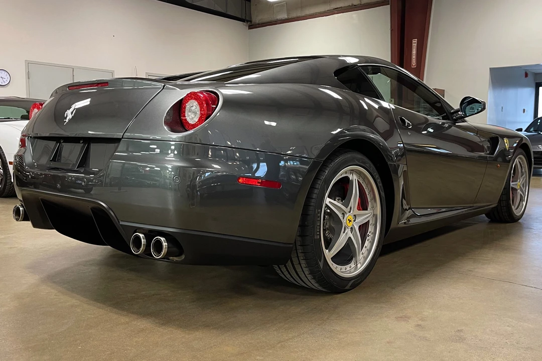 2010 Ferrari 599 GTB Fiorano - Image 14 of 31