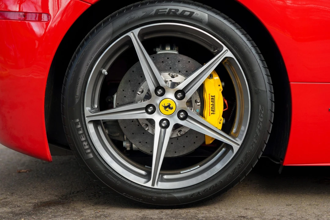 2013 Ferrari 458 Italia - Image 24 of 31