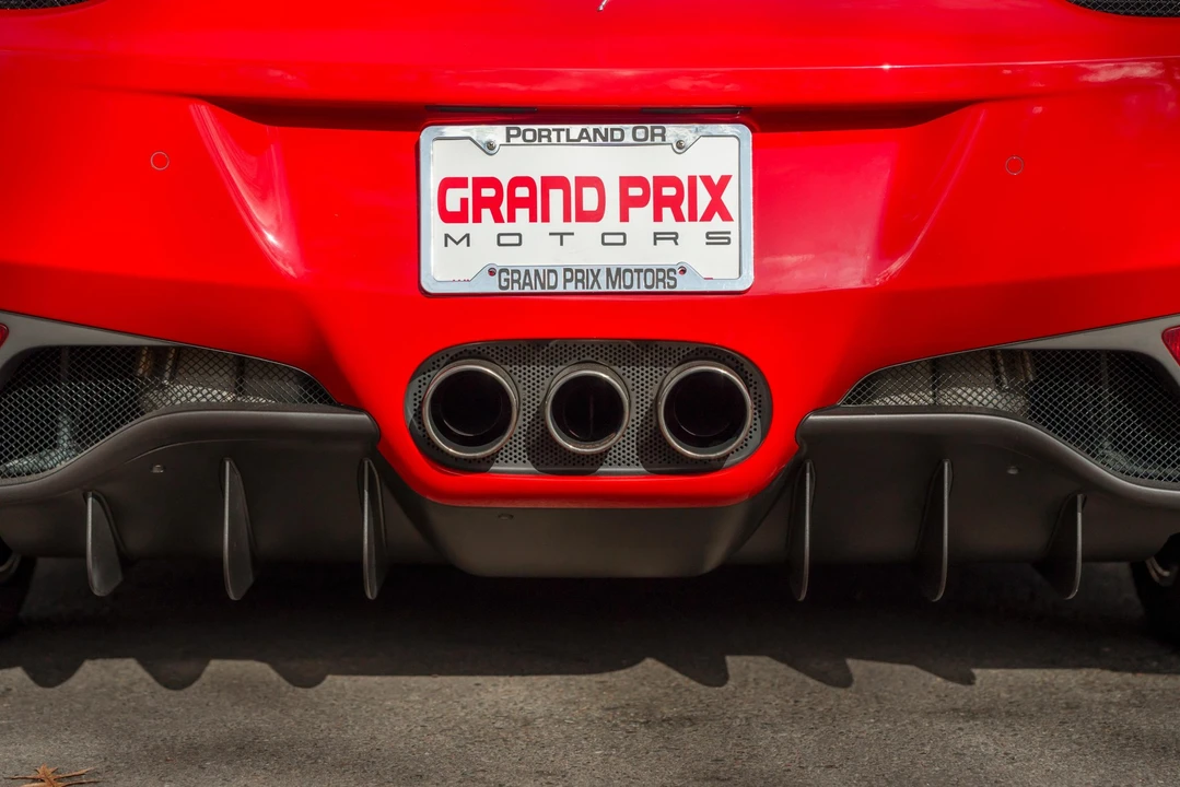 2013 Ferrari 458 Italia - Image 16 of 31