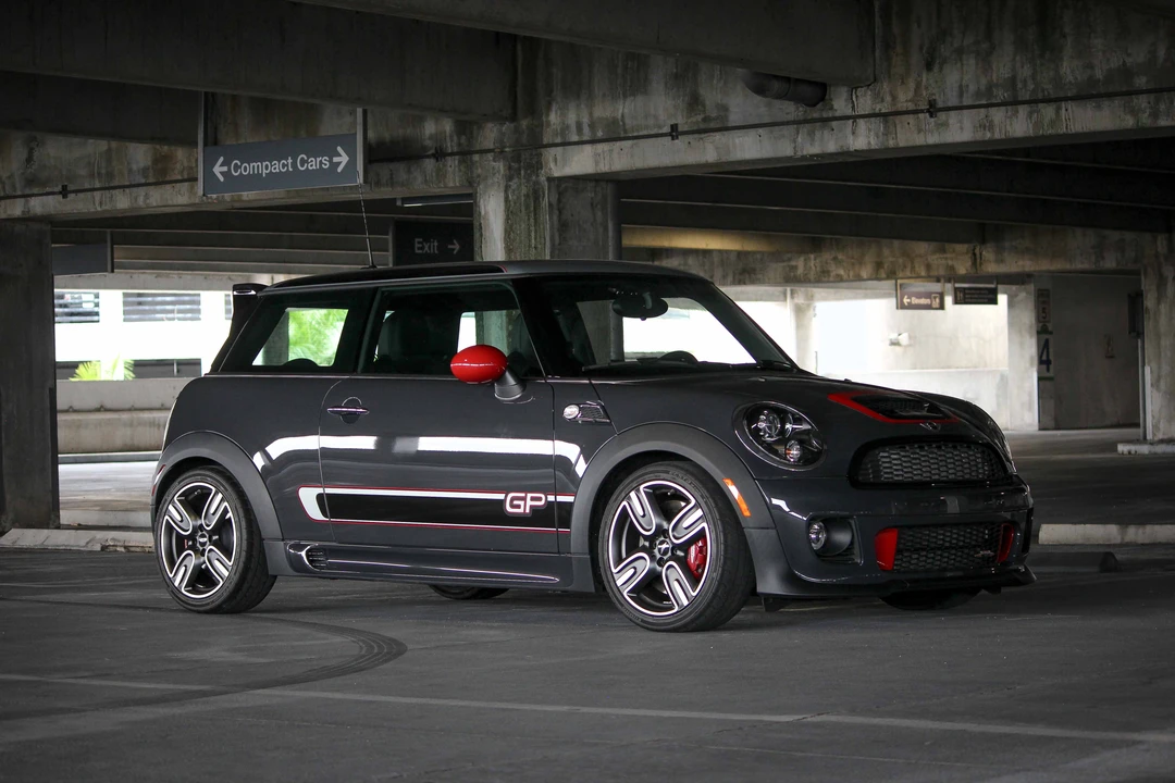 2013 Mini Mini John Cooper Works 2nd Gen - Image 12 of 31