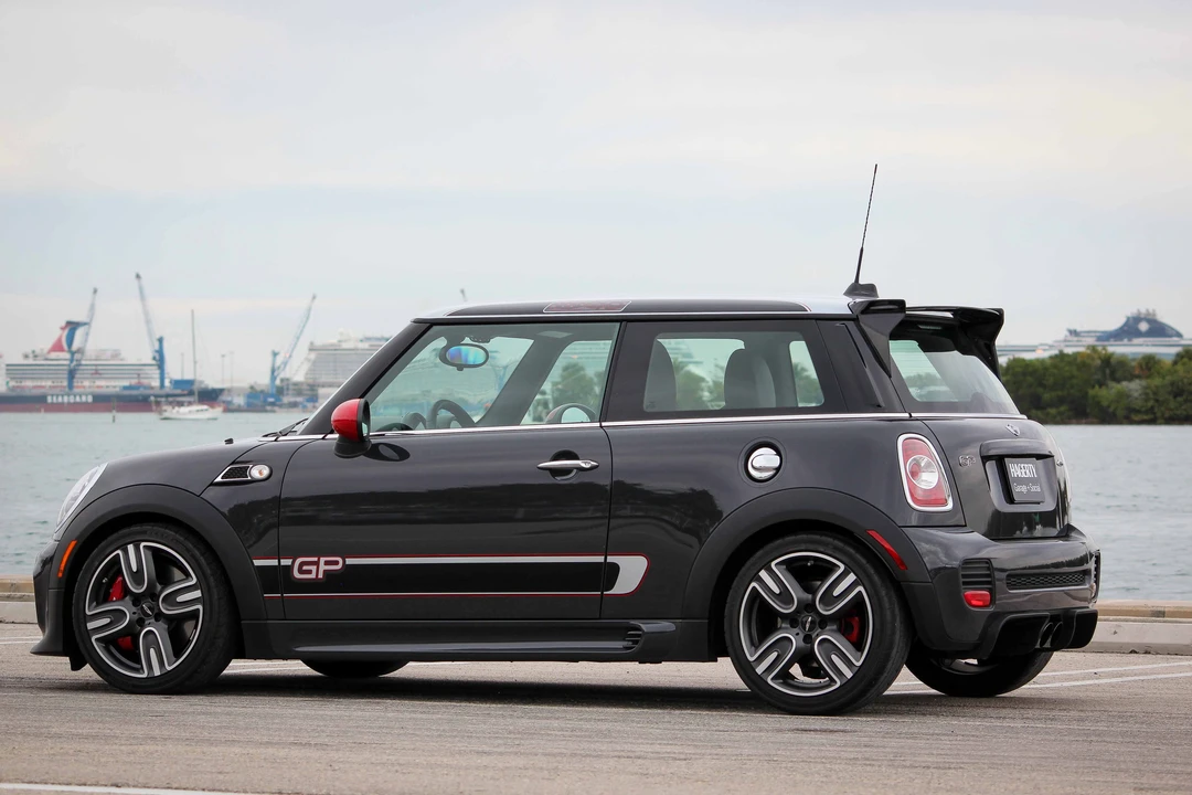 2013 Mini Mini John Cooper Works 2nd Gen - Image 5 of 31