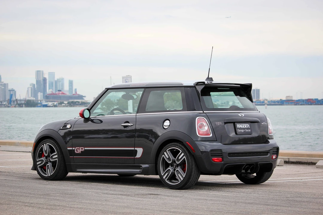 2013 Mini Mini John Cooper Works 2nd Gen - Image 6 of 31