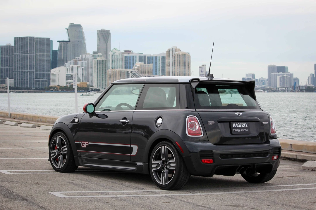 2013 Mini Mini John Cooper Works 2nd Gen - Image 7 of 31