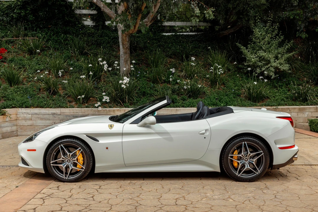 2016 Ferrari California T - Image 20 of 31