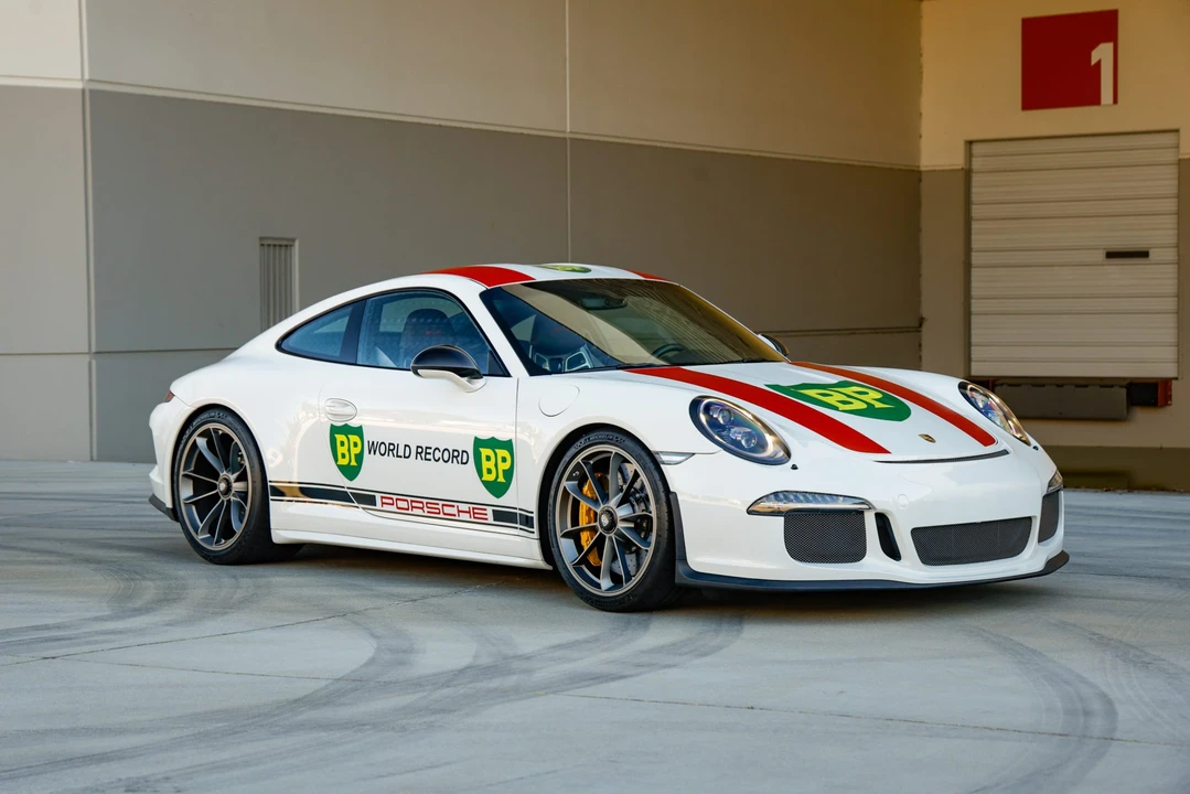 2016 Porsche 991 R - Image 9 of 31