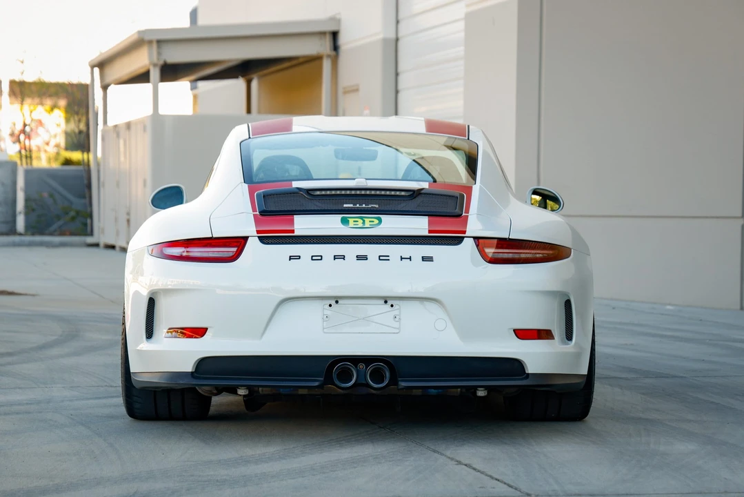 2016 Porsche 991 R - Image 18 of 31