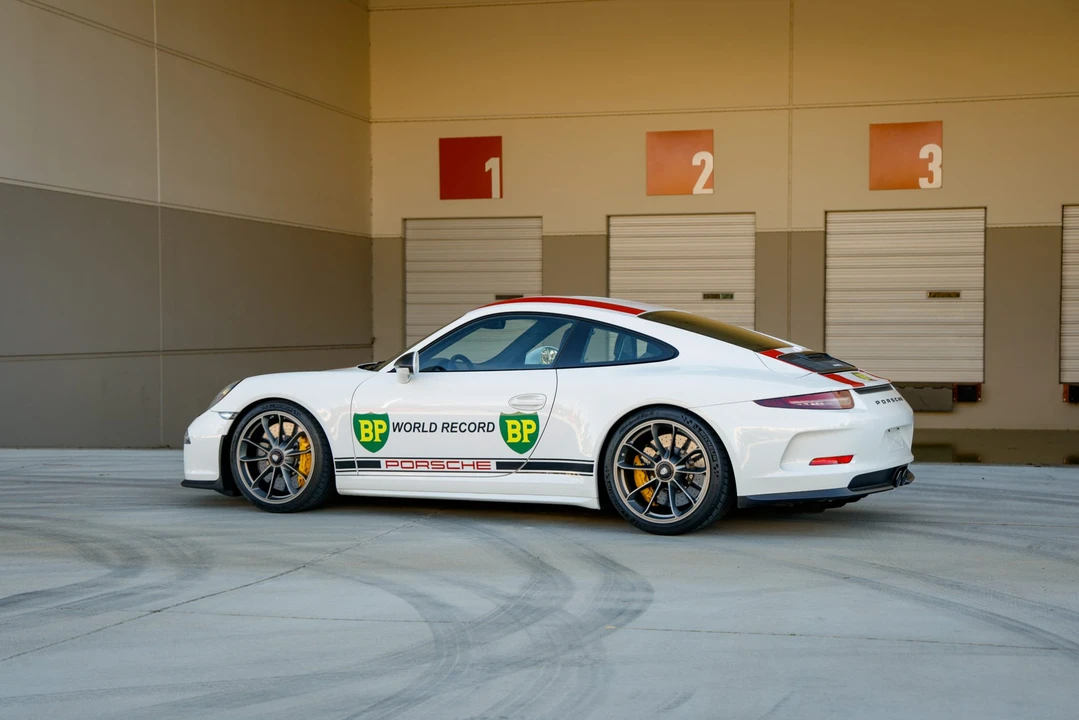 2016 Porsche 991 R - Image 21 of 31