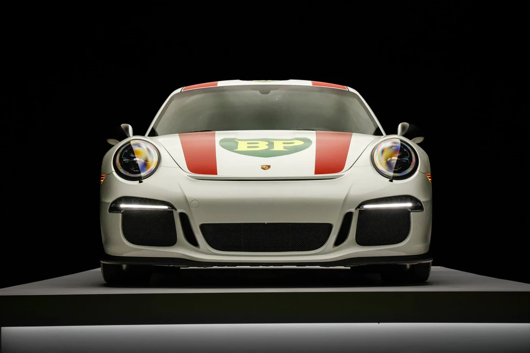 2016 Porsche 991 R - Image 30 of 31