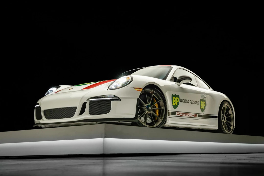 2016 Porsche 991 R - Image 28 of 31