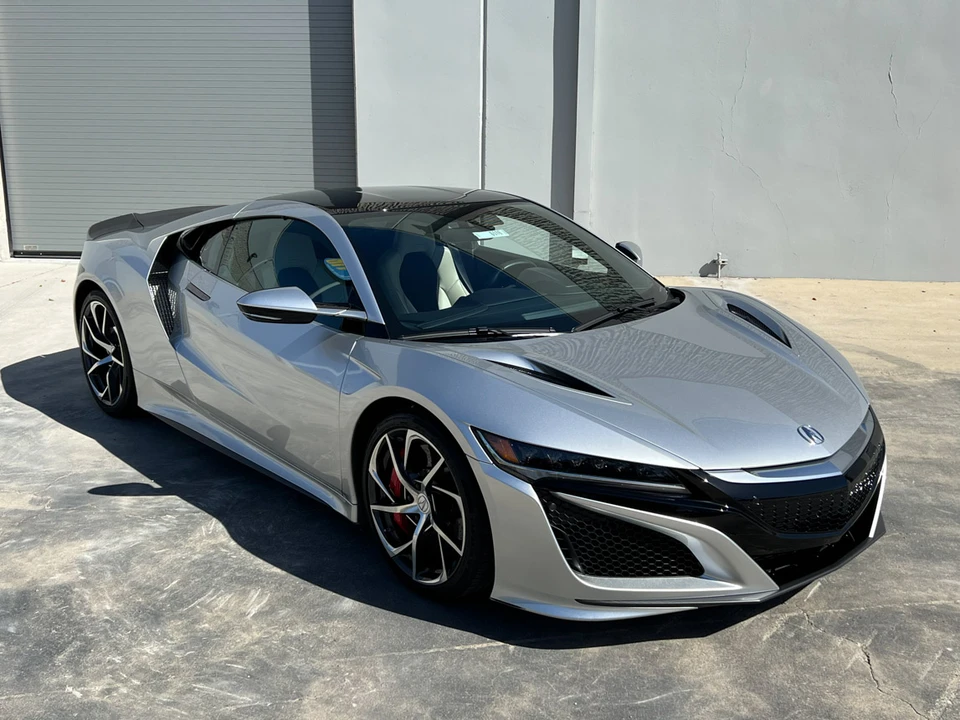 2017 Acura NC1 NSX - Image 2 of 31