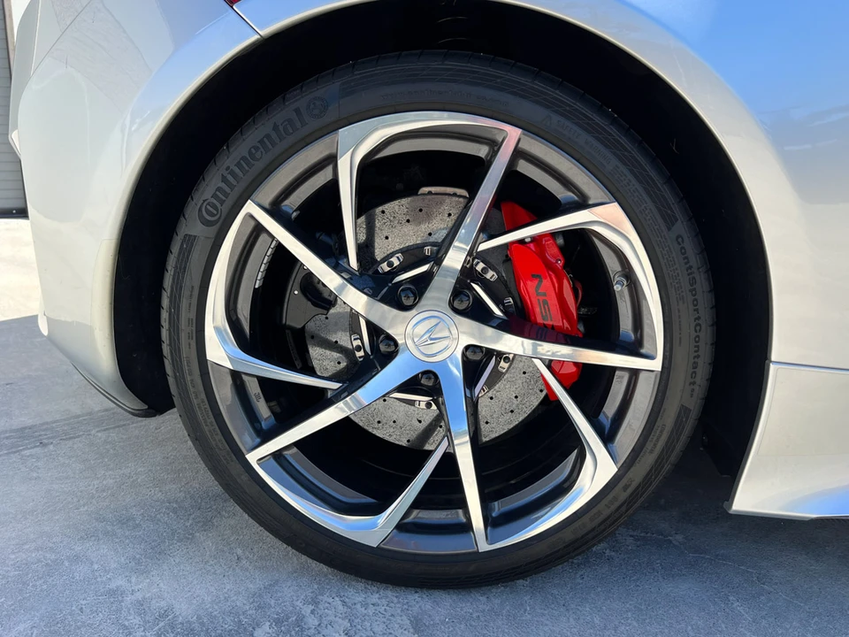 2017 Acura NC1 NSX - Image 23 of 31