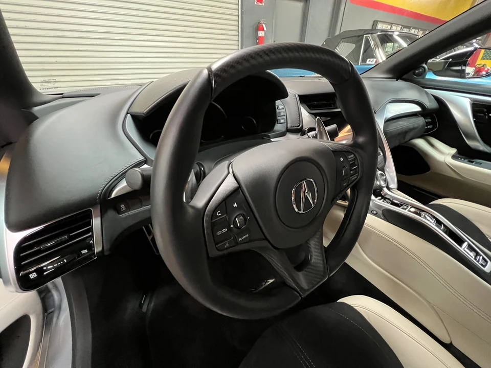 2017 Acura NC1 NSX - Image 29 of 31