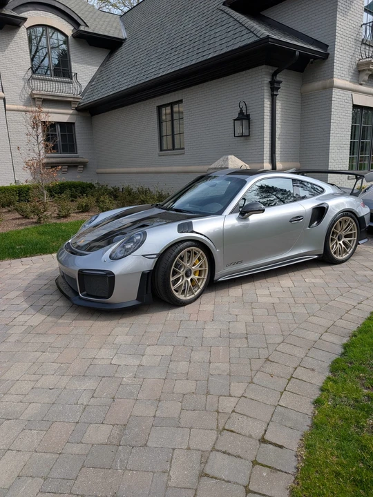 2018 Porsche 991 GT2 RS - Image 12 of 31