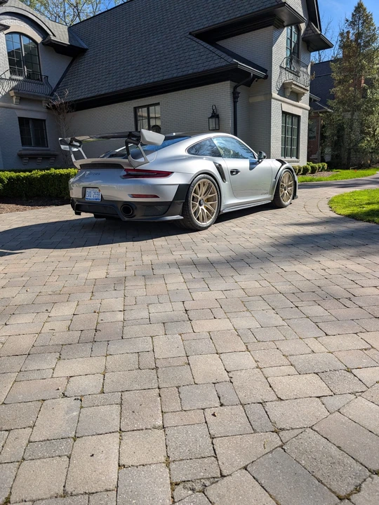 2018 Porsche 991 GT2 RS - Image 21 of 31