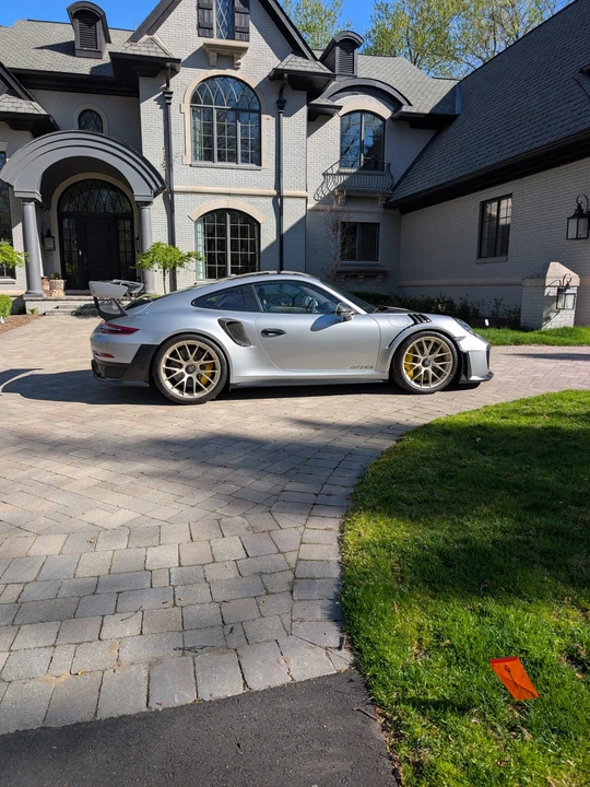 2018 Porsche 991 GT2 RS - Image 24 of 31