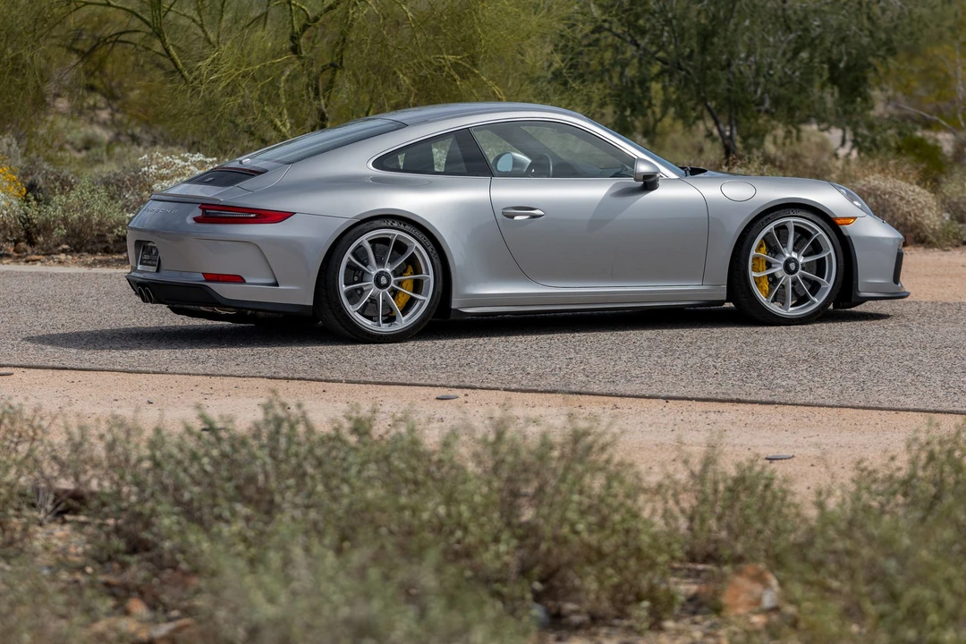 2018 Porsche 991 GT3 - Image 26 of 31