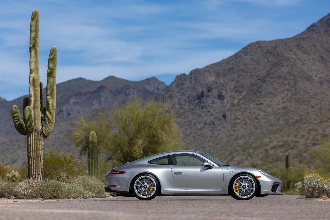 2018 Porsche 991 GT3 - Image 23 of 31