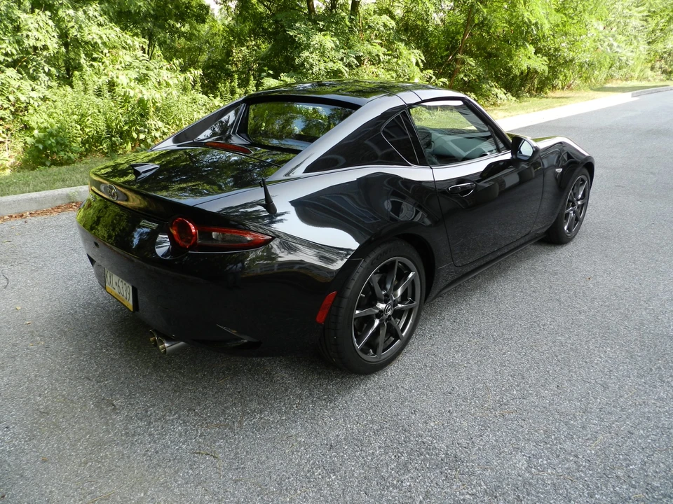 2019 Mazda ND MX-5 Miata - Image 11 of 31