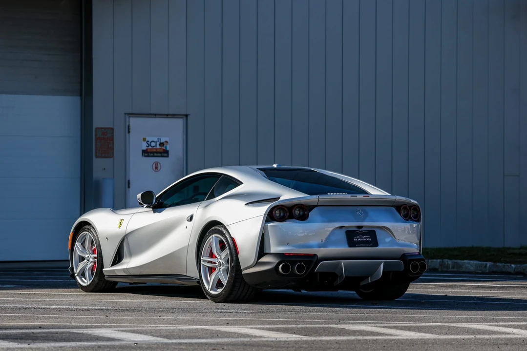 2020 Ferrari 812 Superfast - Image 22 of 31