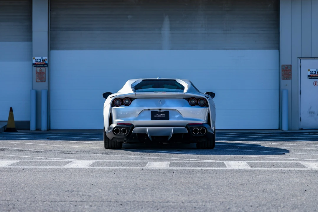 2020 Ferrari 812 Superfast - Image 19 of 31