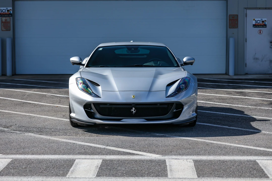 2020 Ferrari 812 Superfast - Image 8 of 31