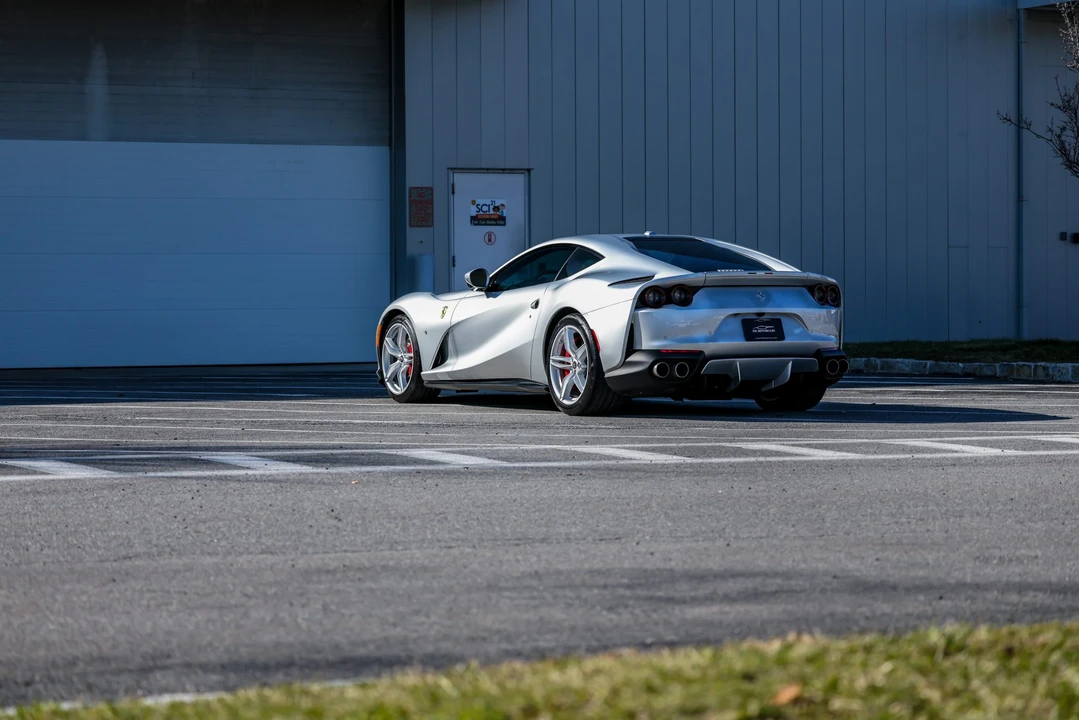 2020 Ferrari 812 Superfast - Image 21 of 31