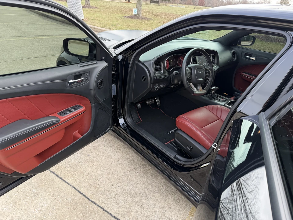 2022 Dodge Charger SRT Hellcat 7th Gen - Image 19 of 31