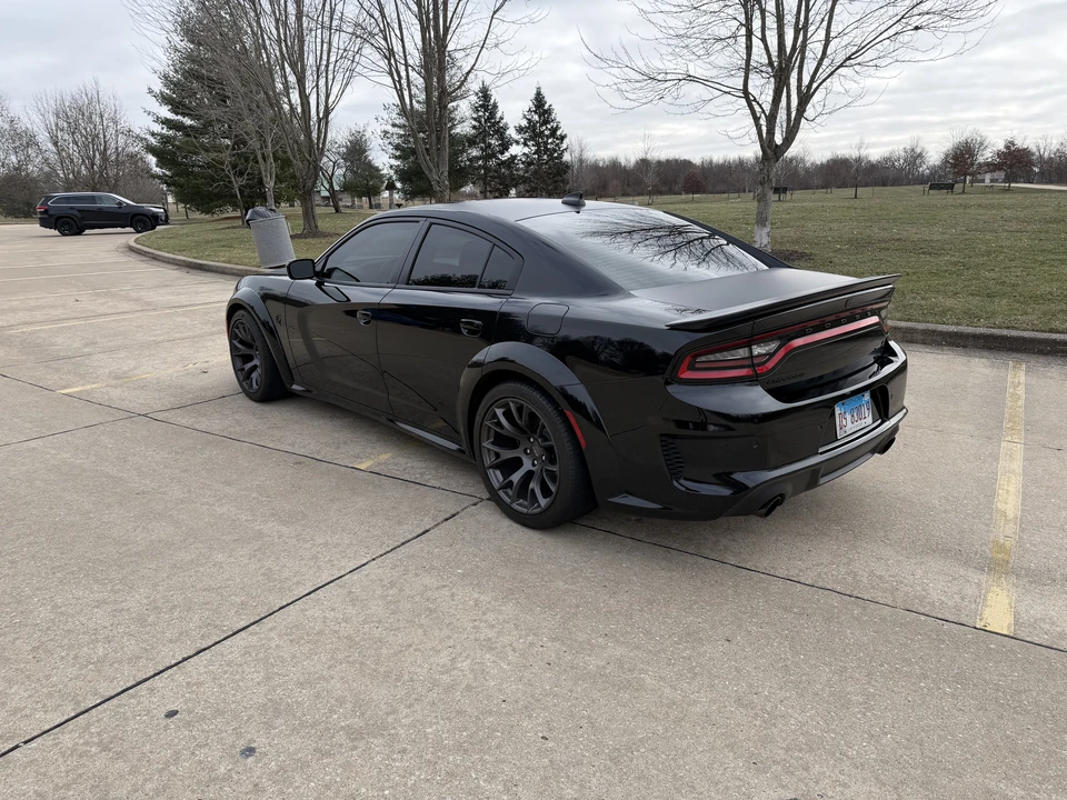 2022 Dodge Charger SRT Hellcat 7th Gen - Image 5 of 31