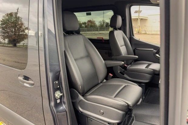 2022 Mercedes-Benz VS30 Sprinter - Image 4 of 9
