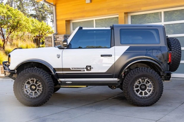 2023 Ford Bronco 6th Gen - Image 3 of 8