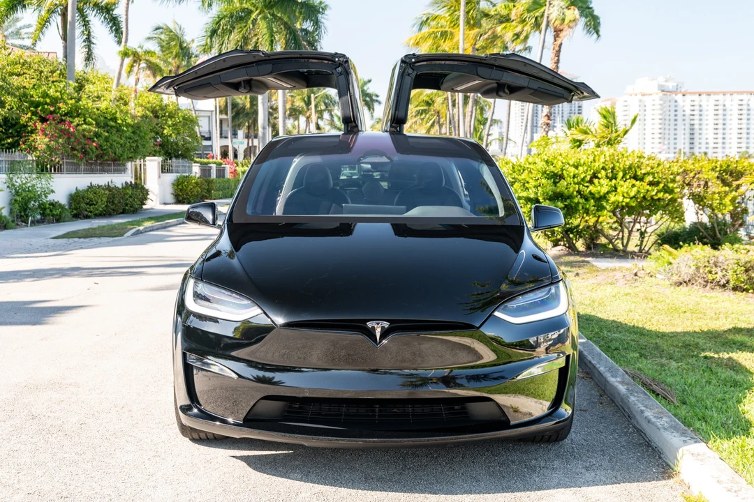 2023 Tesla Model X - Image 22 of 31