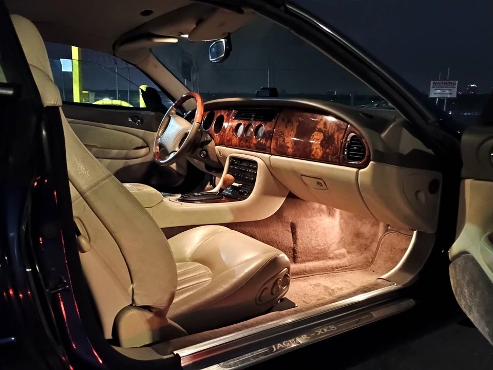 1997 Jaguar X100 XK8 - Image 7 of 17