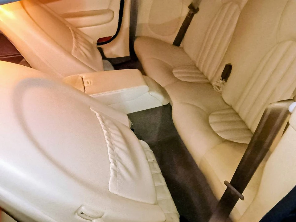 1997 Jaguar X100 XK8 - Image 8 of 17