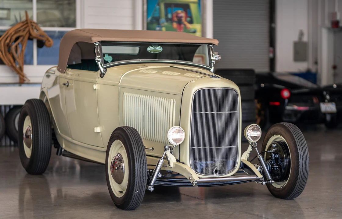 Ford Hot Rod - Image 27 of 31