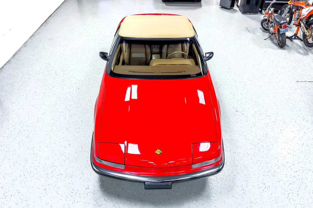 1990 Buick Reatta - Image 17 of 31