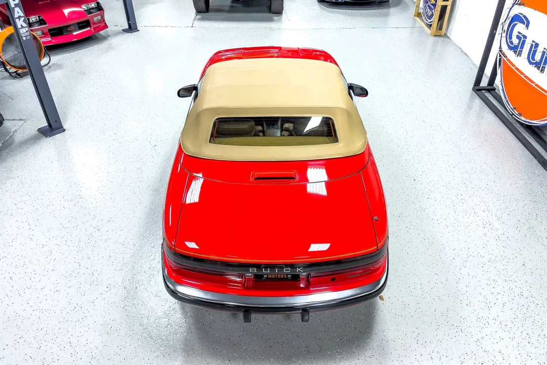 1990 Buick Reatta - Image 20 of 31