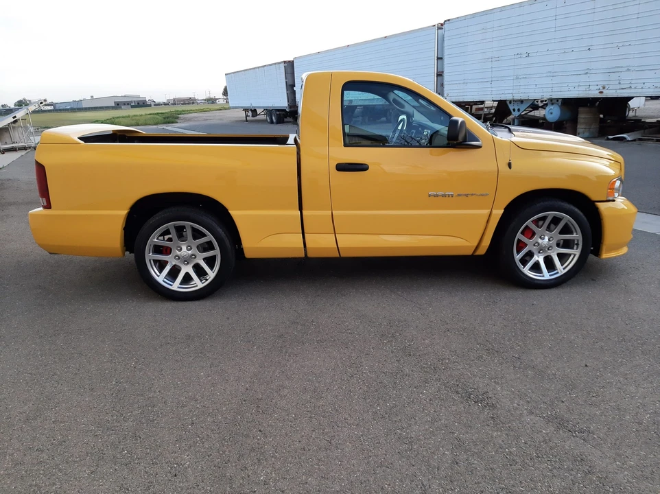 2005 Dodge Ram SRT-10 3rd Gen - Image 27 of 31