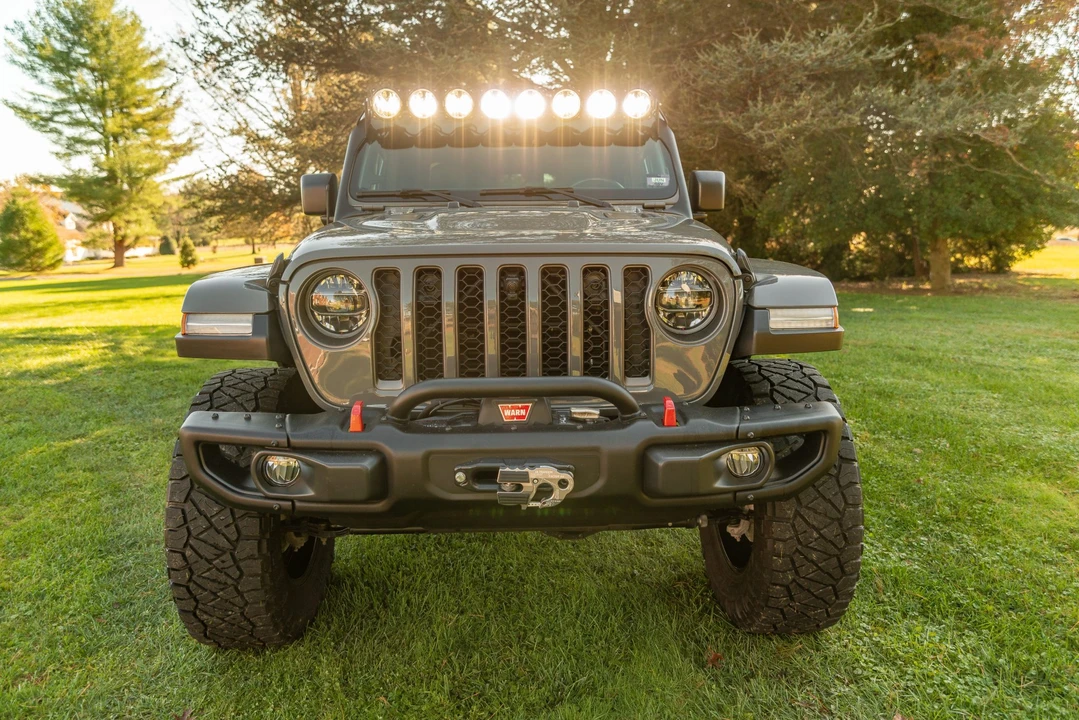 2020 Jeep JT Gladiator - Image 11 of 31