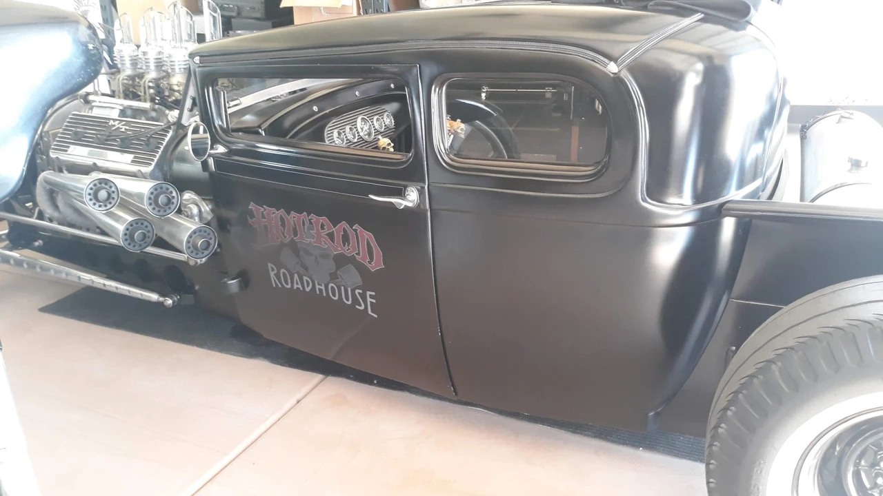 Ford Model A Pickup & Model AA - Image 28 of 31