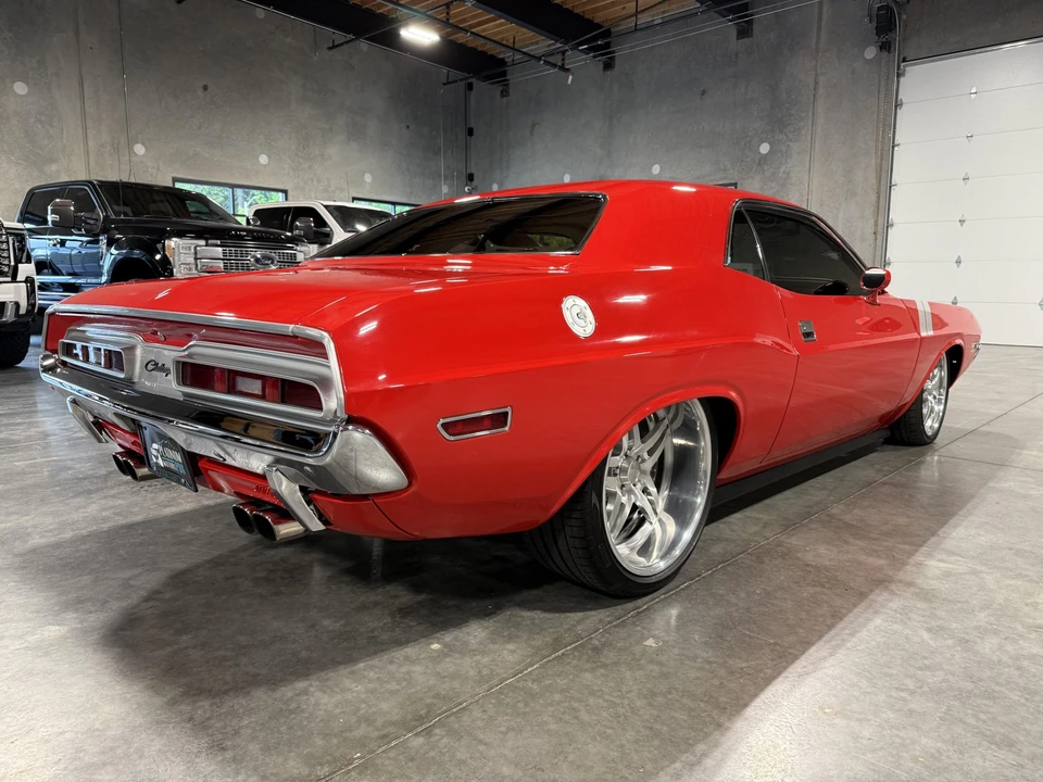 1971 Dodge Challenger Hemi 1st Gen - Image 18 of 31